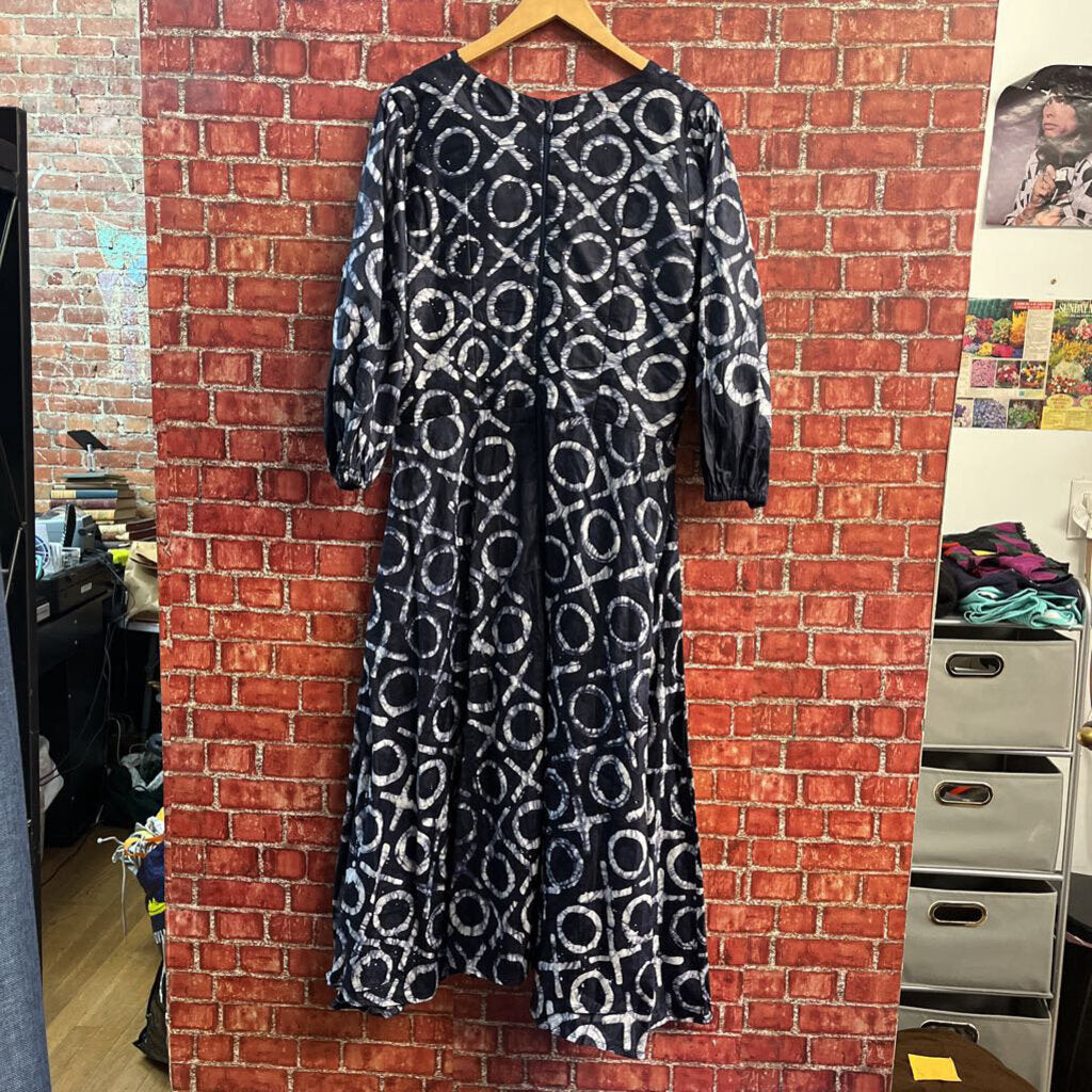 Doncaster Maxi Dress 3/4 Puff Sleeves X's&O's Print Indigo/White Size 16