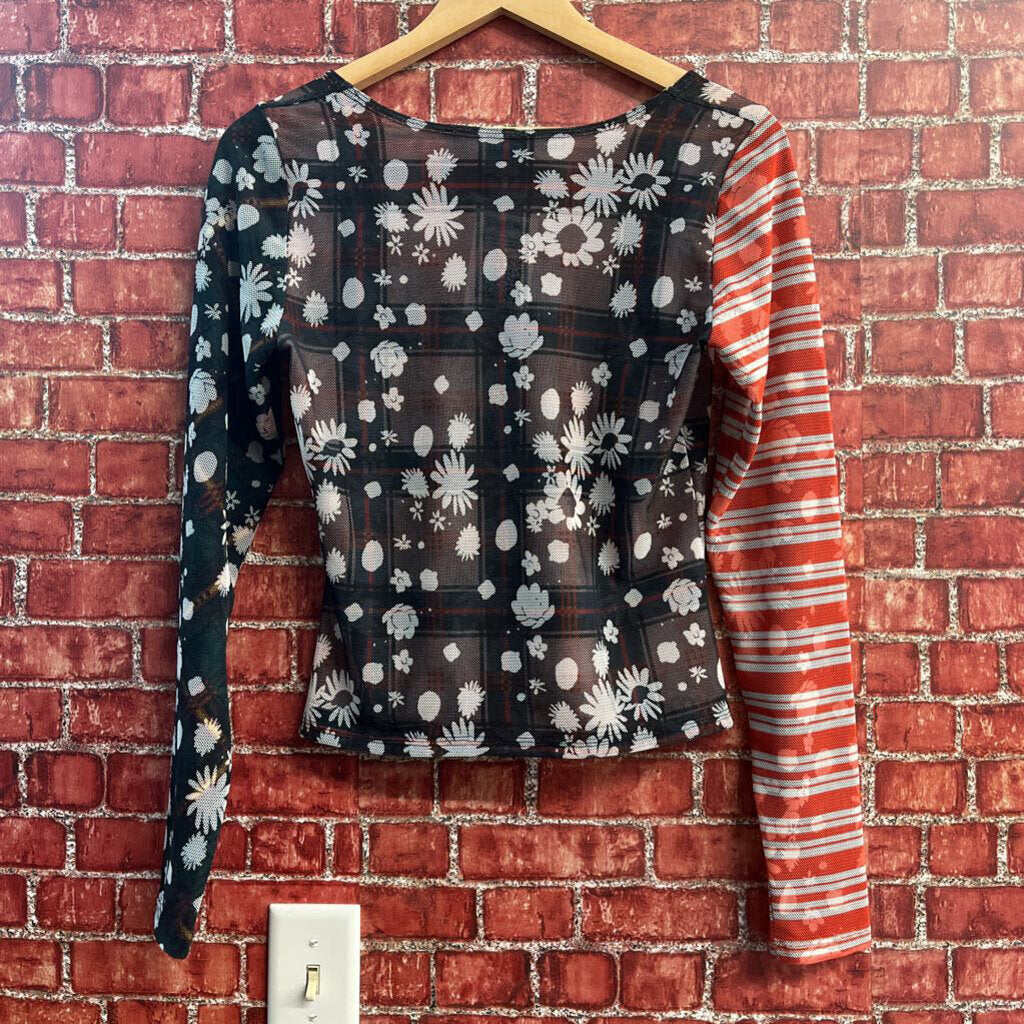 ChopOVA Multi Patterned Long Sleeve Red/Black/White Ladies Size M