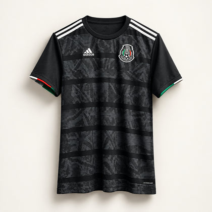 Adidas Soccer jersey Black/White Size M