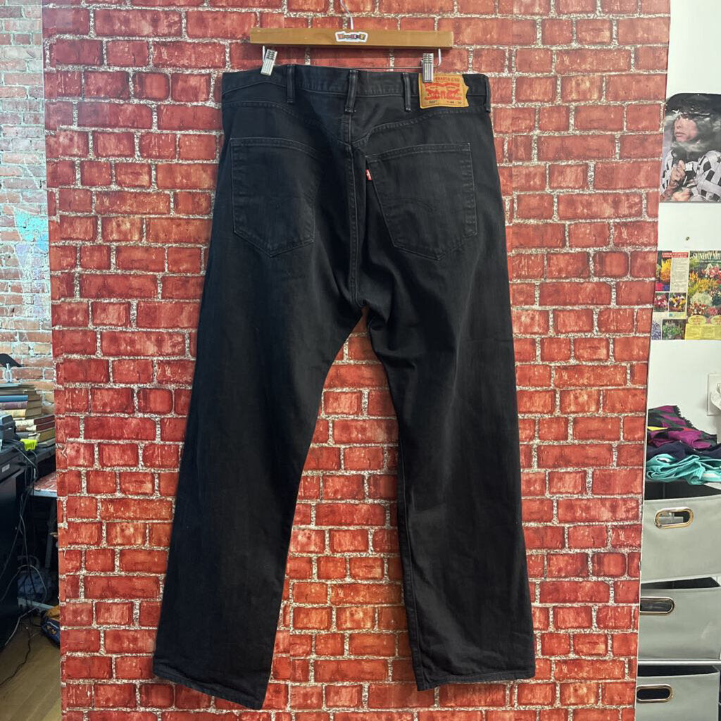 Levi 501 Straight Cut Black Size 44