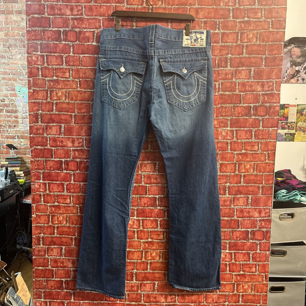 True Religion Straight Cut Blue Size 38