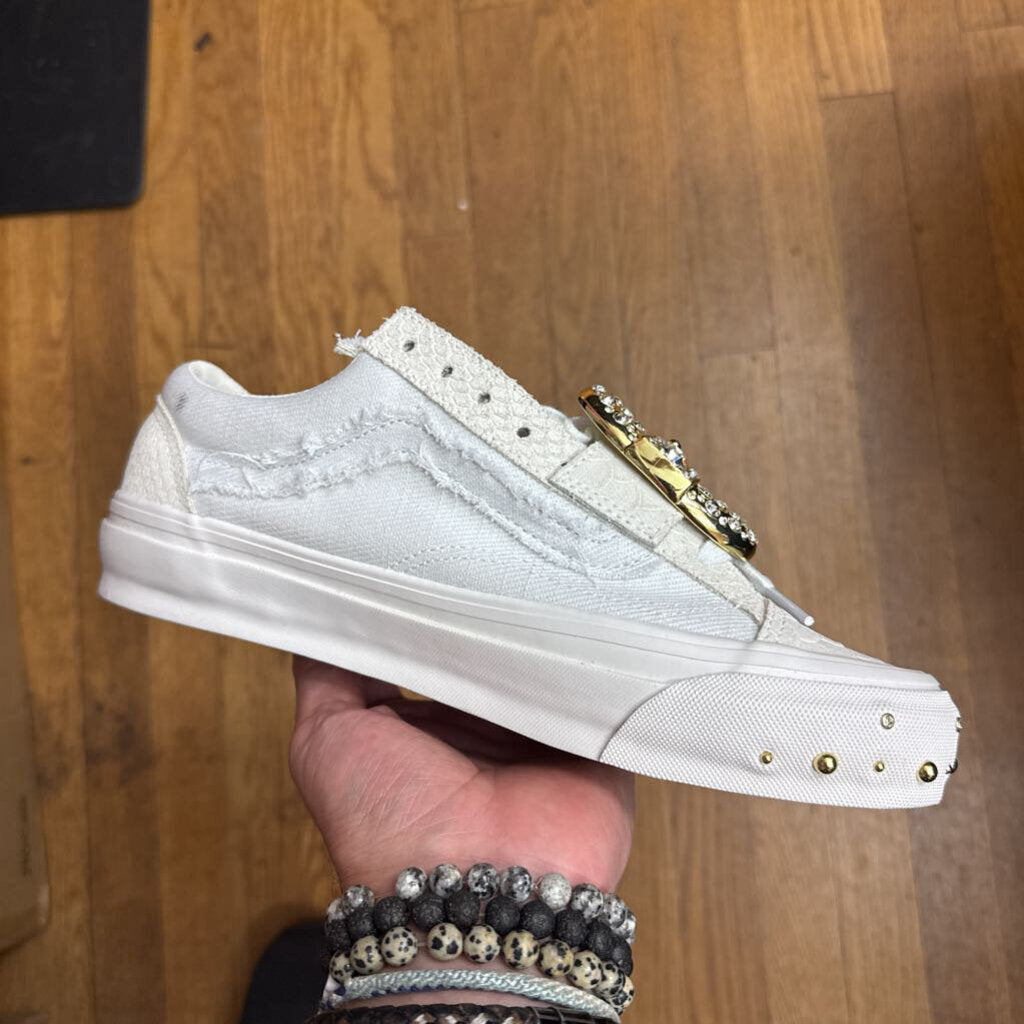 Vans x Metagirl Sneakers Croc Print on Toe Big Gold Buckle Gold Studs White/Gold Size 9L