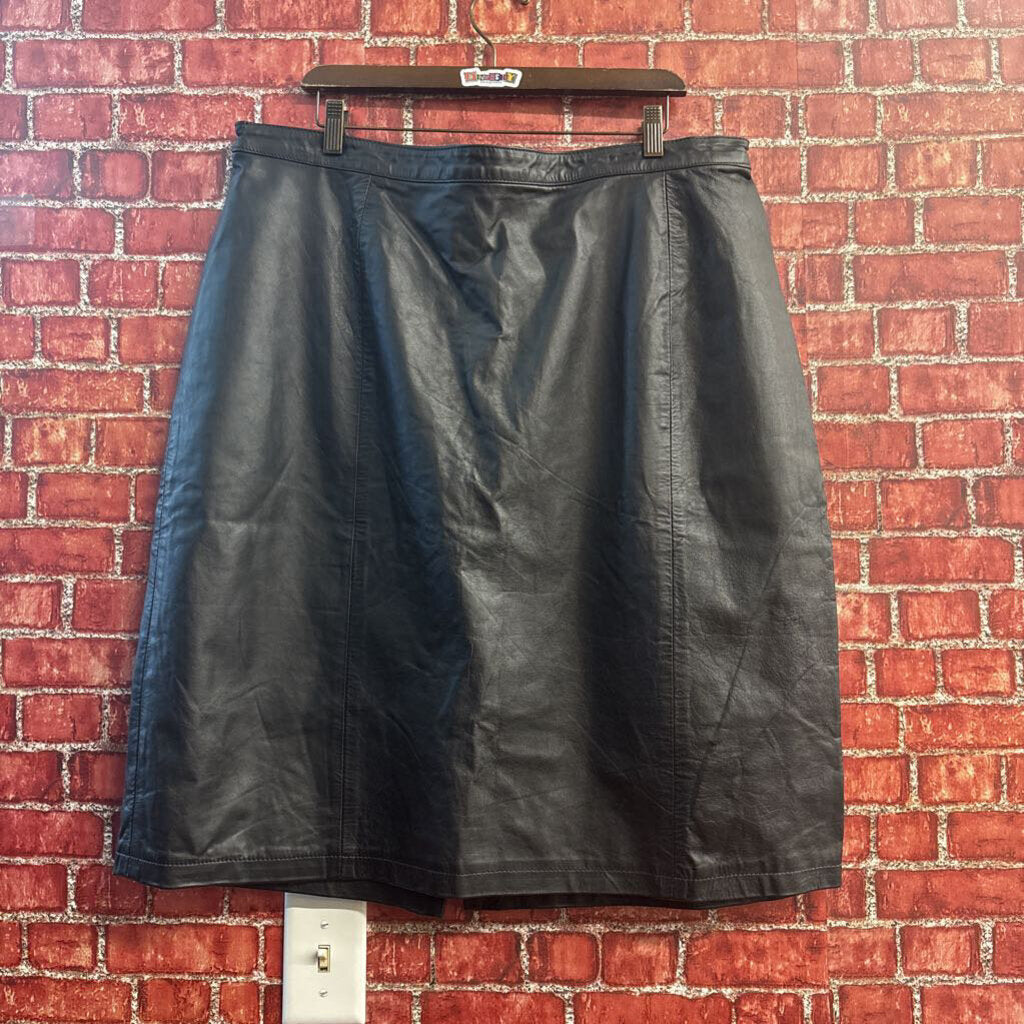 NWT Amati Leather Midi Skirt Black Ladies Size 24