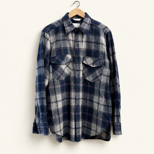 Vintage Woolrich Blue Plaid Button Down Men’s Size L