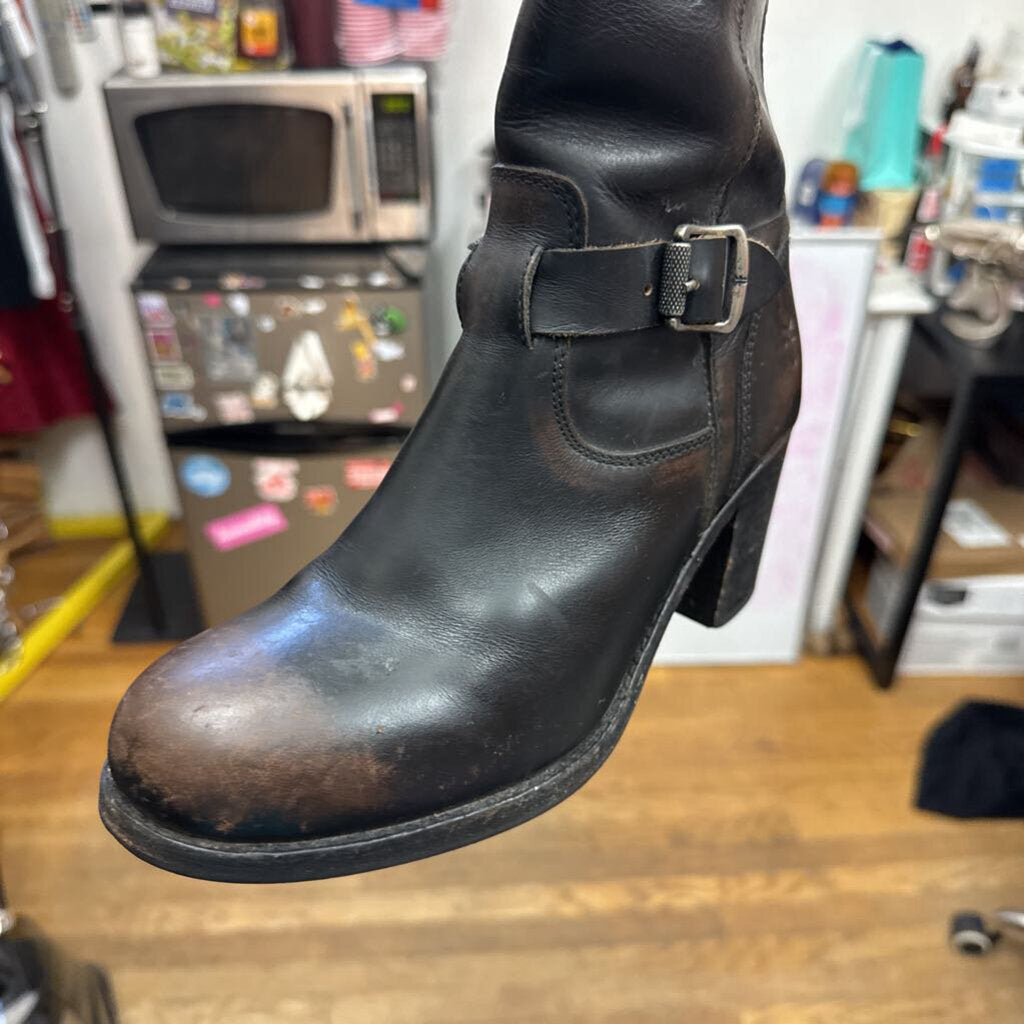 Frye Heeled Tall Boots 4 Buckles Brown Size 7L