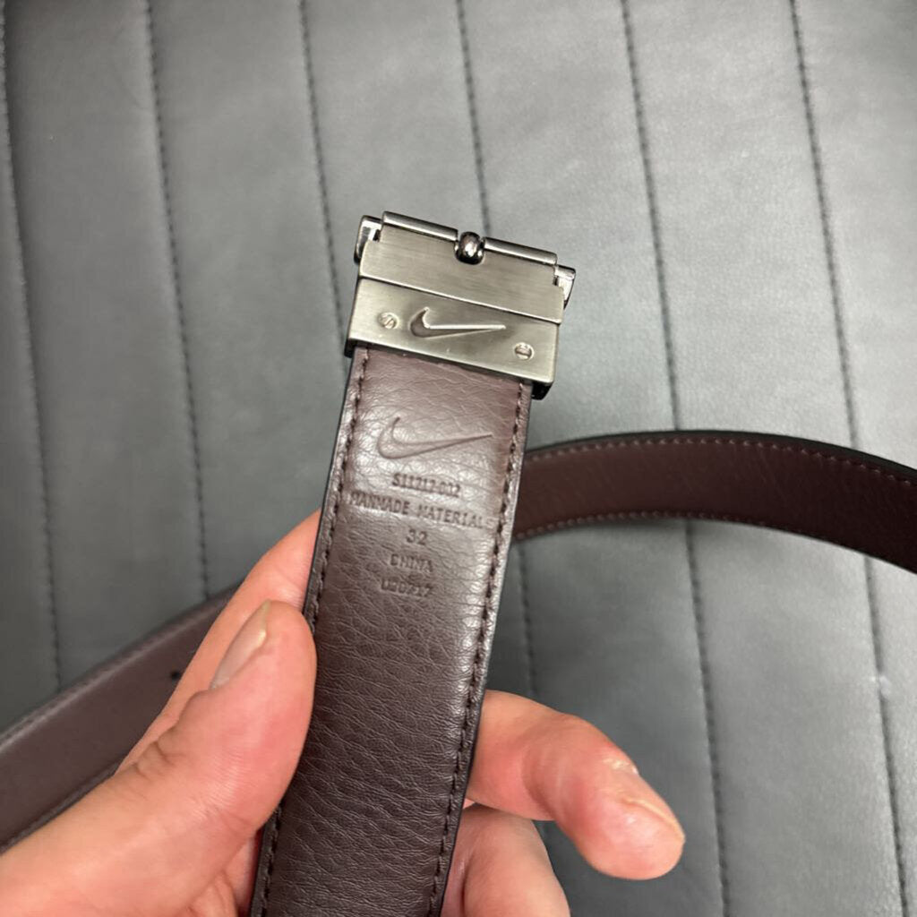 Nike Reversible Black & Brown Belt Men’s Size 32