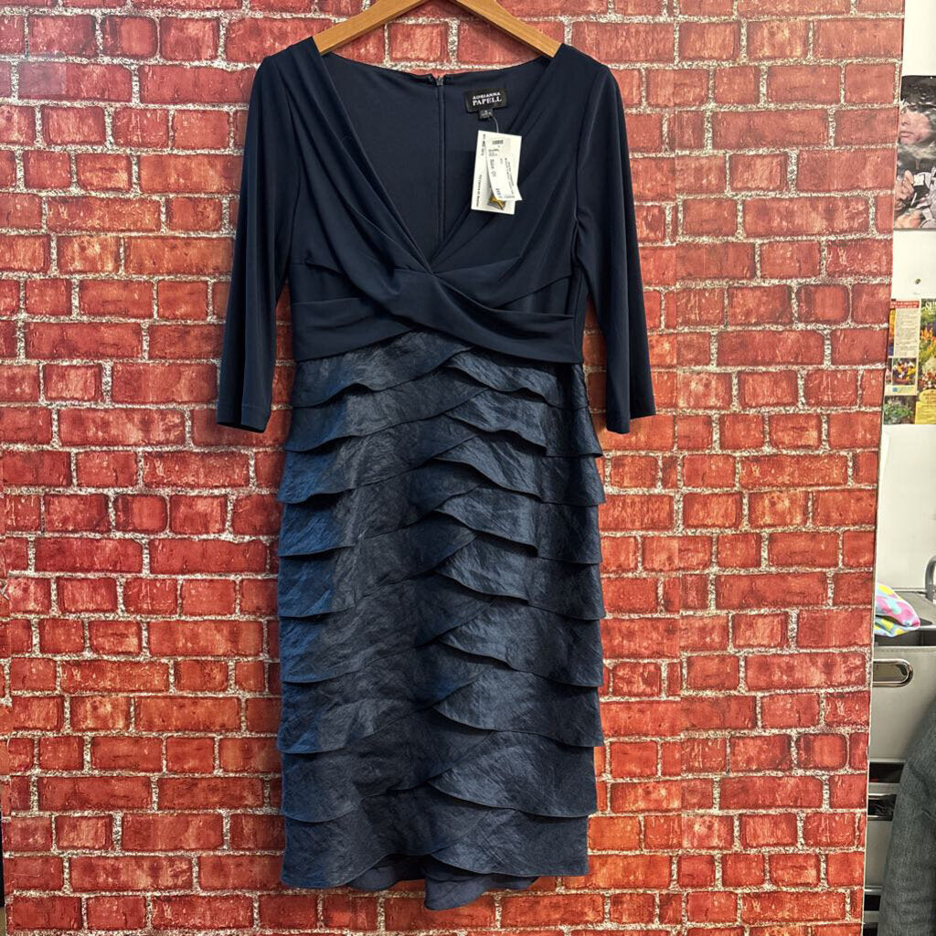 Adrianna Papell Dress Ruffed FishTail design Ladies Size 8