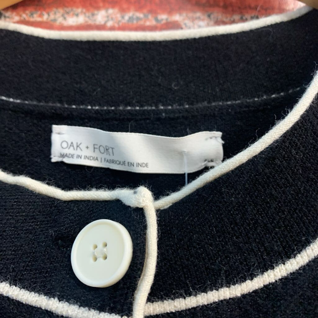 Oak + Fort Vest Crop Button Up Black/White