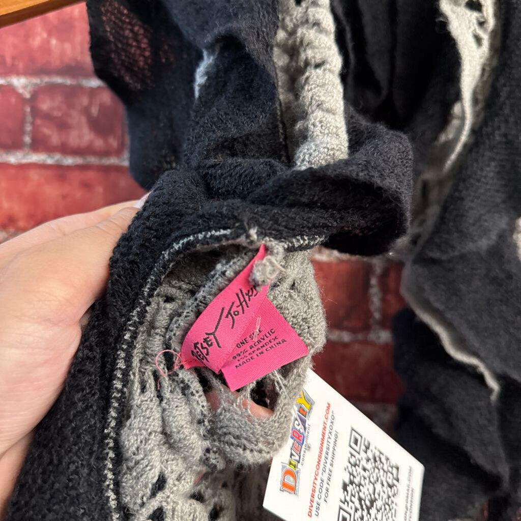 Betsey Johnson Grey & Black Knit Scarf OS