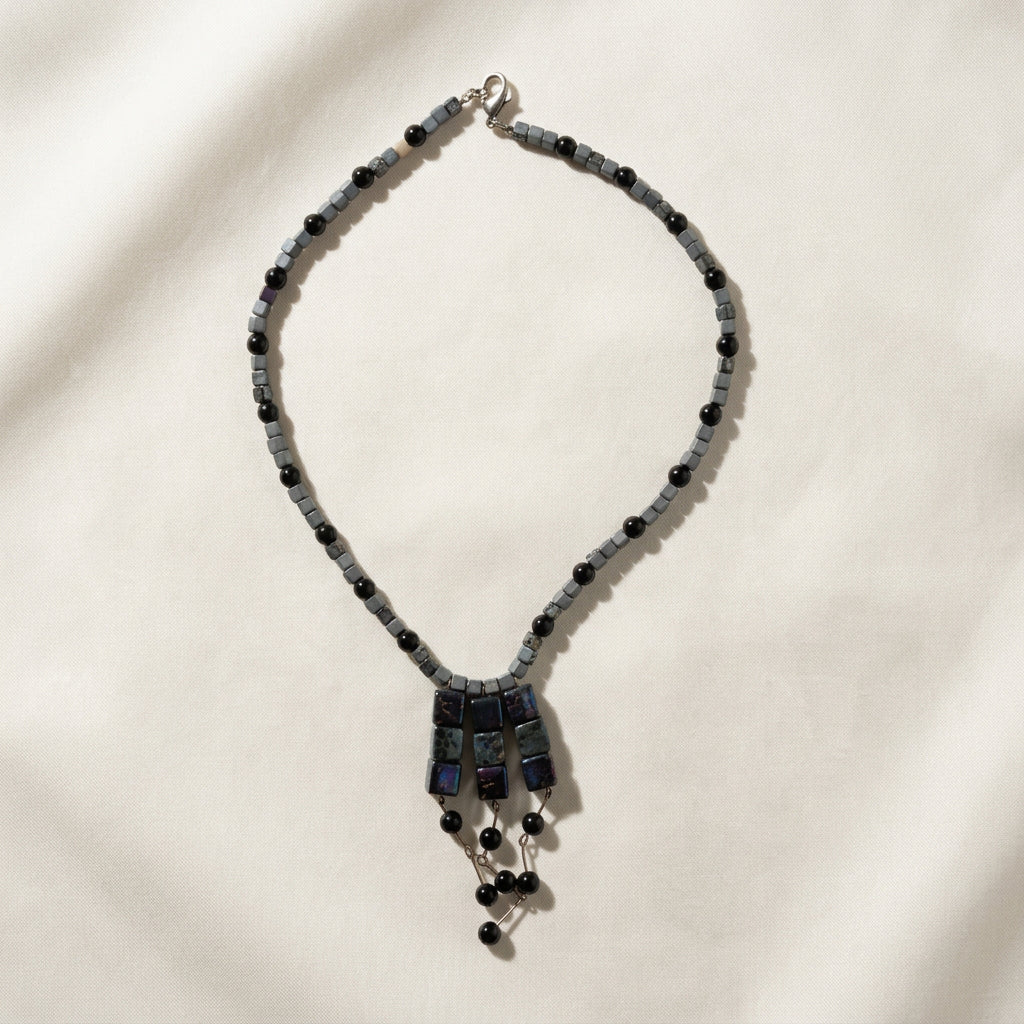Beaded Necklace 3 Dangle Pieces Grey/Black
