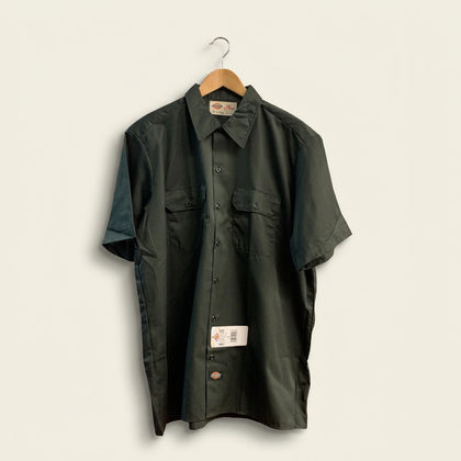 NWT Dickies Button Up Short Sleeve Olive Men’s Size XL