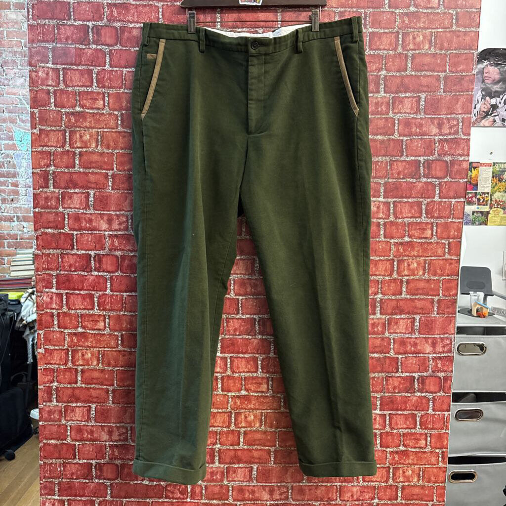 Orvis Tailored Trousers Tan Detail On Pocket Olive/Tan Size 44