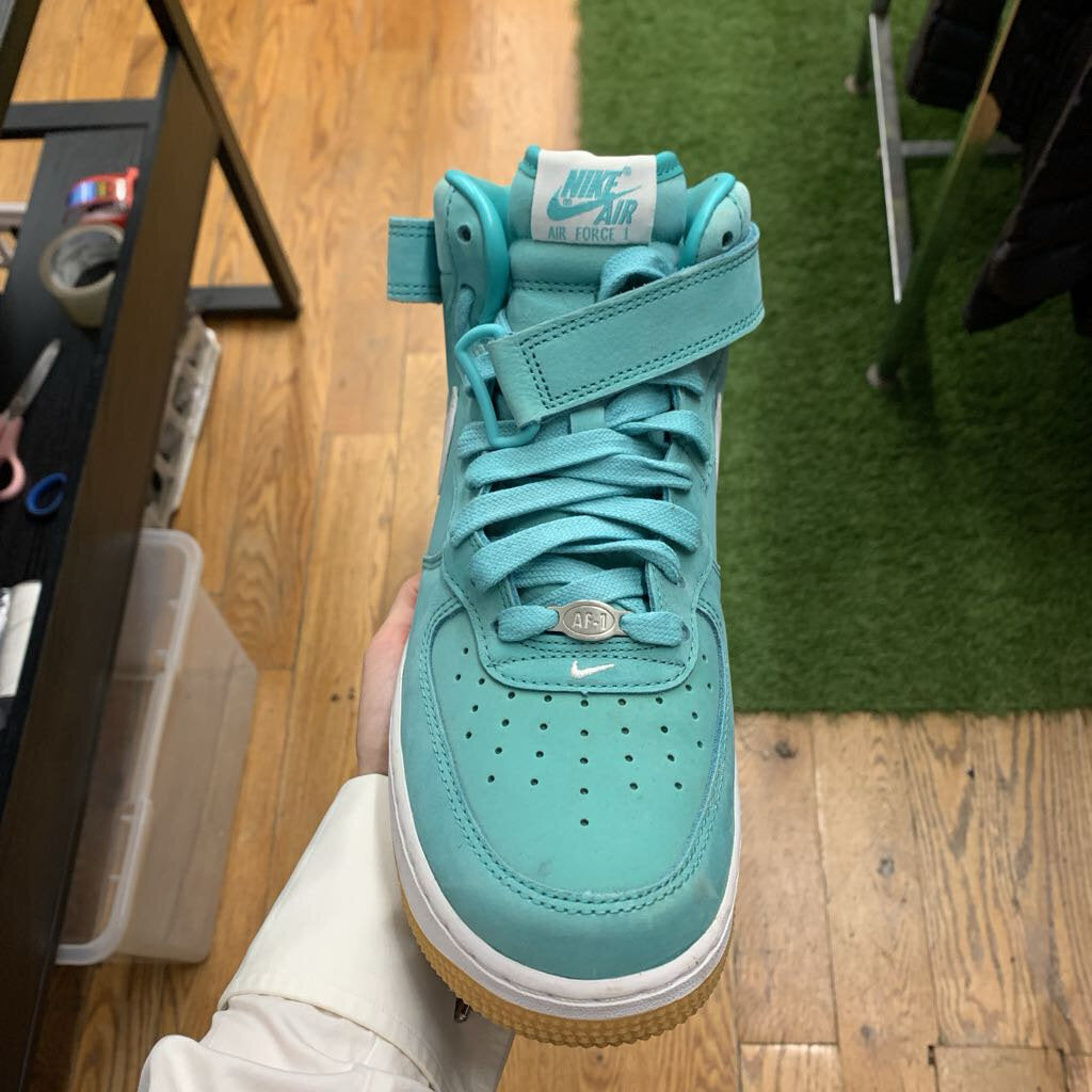 Nike Washed Teal Basketball Sneakers Size 8.5M