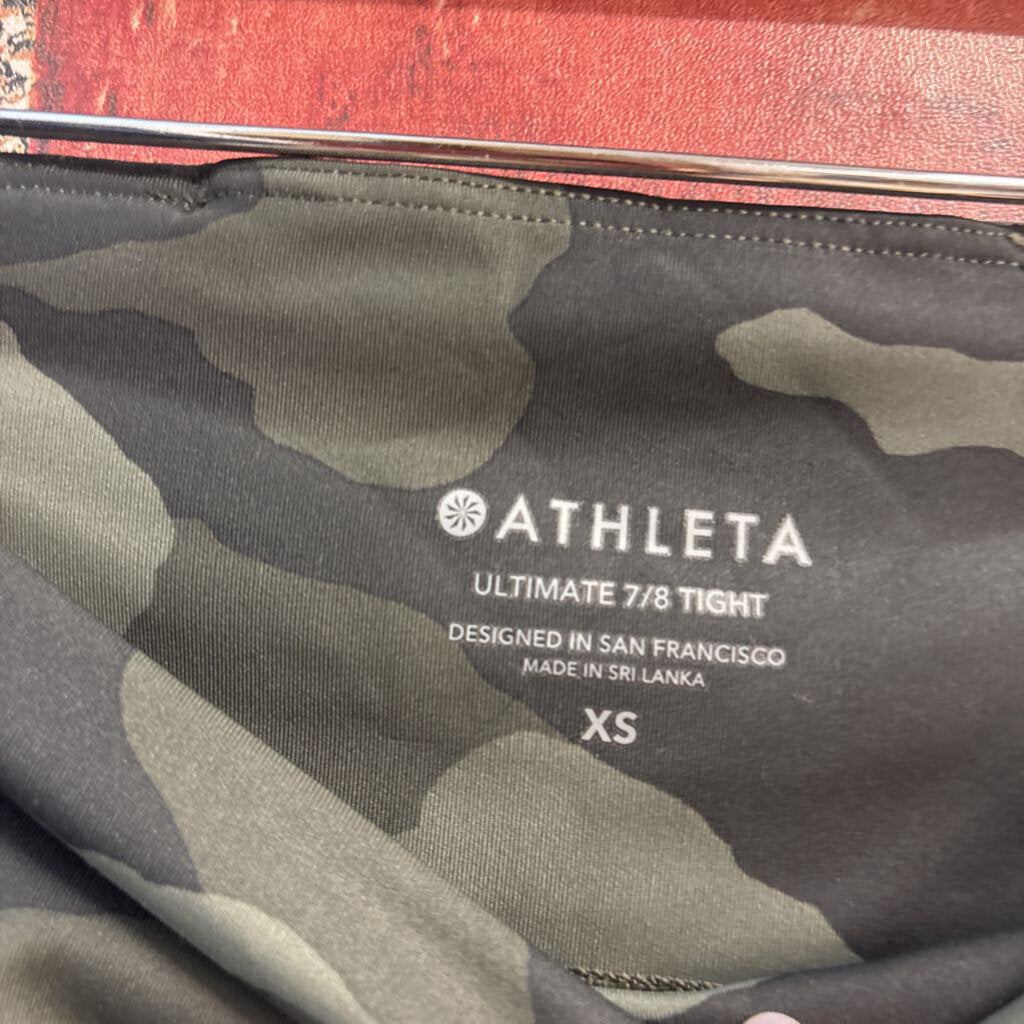 Athleta Green Camo Leggings Ladies Size XS