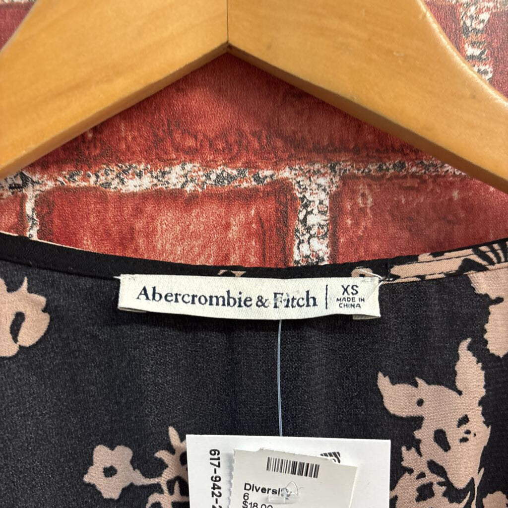 Abercrombie Fitch Black & Taupe Floral Pattern LS Top Ladies Size XS