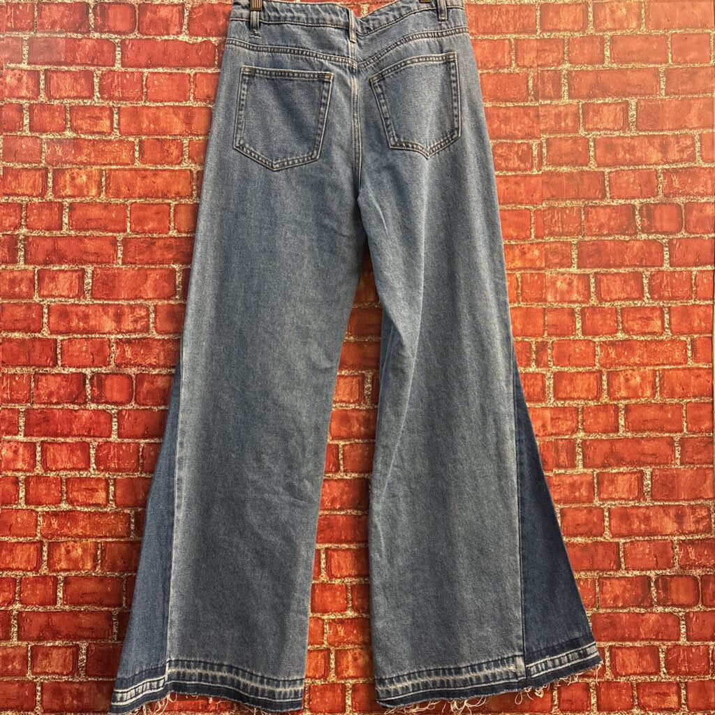Aaron & Amber Blue Flare Jeans LaDies Size S