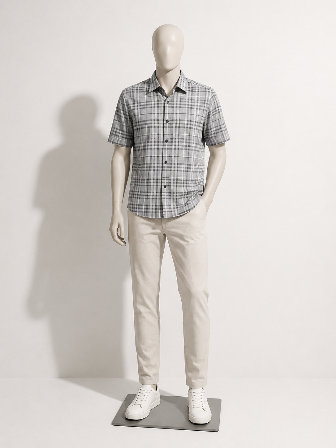 Burberry Short Sleeve Button Up Plaid Grey Size L