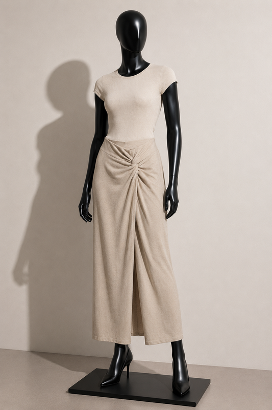 Vince. Maxi Skirt w/ Slit Beige Ladies Size M